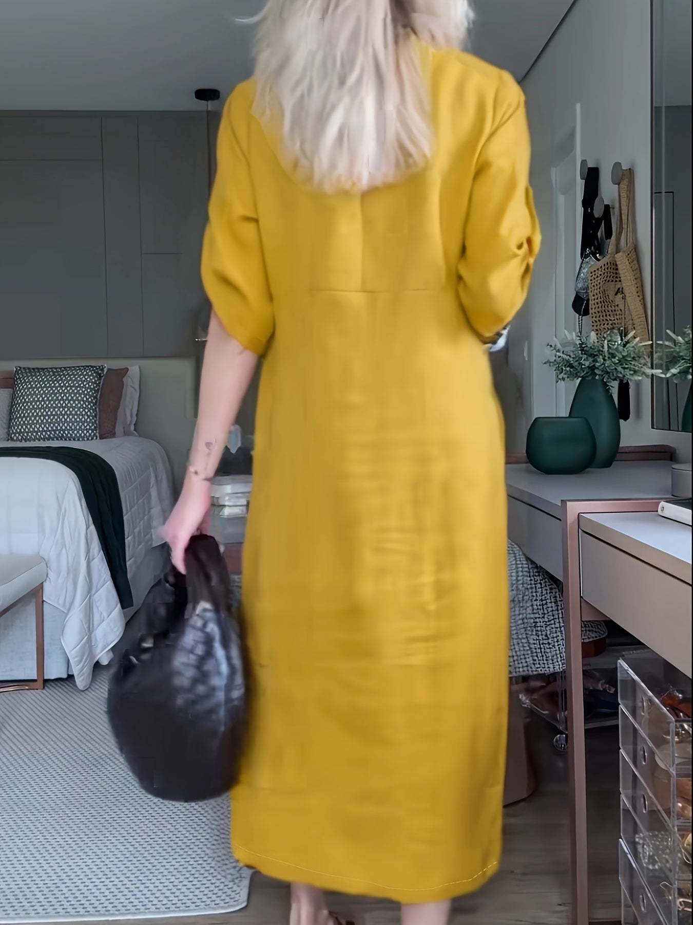 Kirsti™ | Knaplukket maxikjole til sommeren