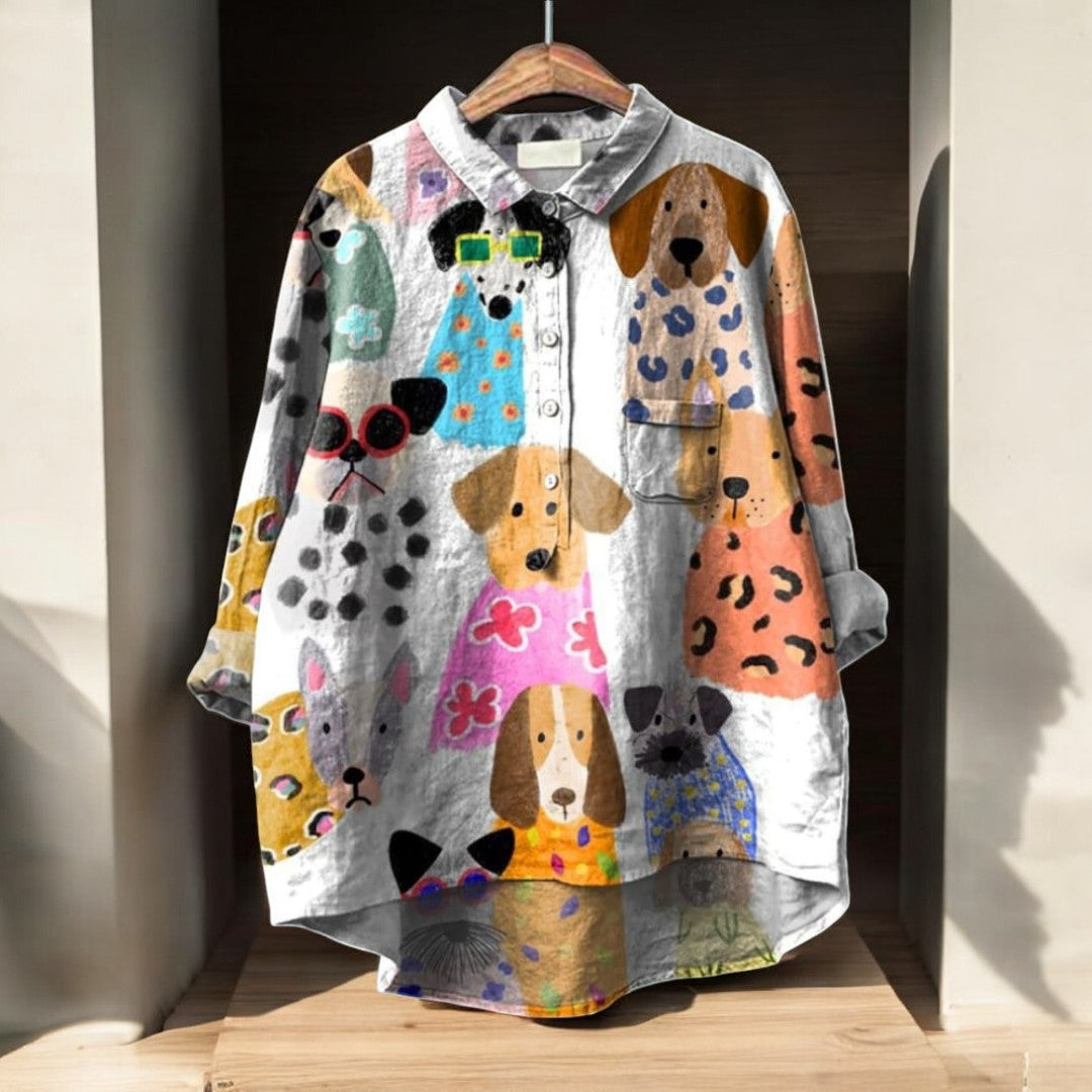 Bella™ | Unik Damebluse med Kunstnerisk Hundeprint