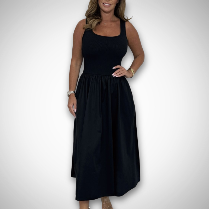 Anne™ | Elegant ensfarvet sommerkjole